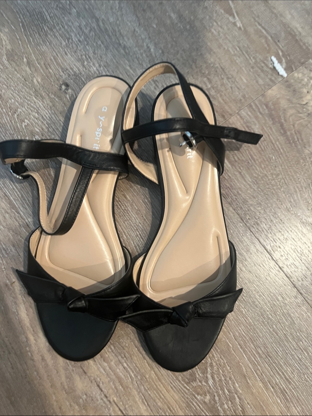 Easy Spirit sandals